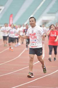 BIB: 204, 2041
                            <button type="button" onclick="openModal(5948823)" class="btn btn-primary btn-sm float-right btn-popup" data-toggle="modal" data-target=".modal-high-quality">
                        <i class="fas fa-shopping-cart"></i> Add to Cart
                    </button>
                                            <button type="button" onclick="isThisMe(5948823, true)" class="btn btn-success btn-sm float-right btn-popup btn-isme hidden" data-toggle="tooltip" data-placement="bottom" title="นี่คือรูปของคุณใช่ไหม คลิกที่นี่เพื่อเอาเข้าอัลบั้ม">
                        <i class="fas fa-plus"></i> Add to album
                    </button>
                    <button type="button" onclick="isThisMe(5948823, false)" class="btn btn-warning btn-sm float-right btn-popup btn-isnotme hidden">
                        <i class="fas fa-ban"></i> Remove from album
                    </button>