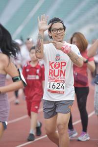 BIB: 2019, 1624
                            <button type="button" onclick="openModal(5933824)" class="btn btn-primary btn-sm float-right btn-popup" data-toggle="modal" data-target=".modal-high-quality">
                        <i class="fas fa-shopping-cart"></i> Add to Cart
                    </button>
                                            <button type="button" onclick="isThisMe(5933824, true)" class="btn btn-success btn-sm float-right btn-popup btn-isme hidden" data-toggle="tooltip" data-placement="bottom" title="นี่คือรูปของคุณใช่ไหม คลิกที่นี่เพื่อเอาเข้าอัลบั้ม">
                        <i class="fas fa-plus"></i> Add to album
                    </button>
                    <button type="button" onclick="isThisMe(5933824, false)" class="btn btn-warning btn-sm float-right btn-popup btn-isnotme hidden">
                        <i class="fas fa-ban"></i> Remove from album
                    </button>