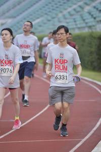 BIB: 9076, 6331
                            <button type="button" onclick="openModal(5922189)" class="btn btn-primary btn-sm float-right btn-popup" data-toggle="modal" data-target=".modal-high-quality">
                        <i class="fas fa-shopping-cart"></i> Add to Cart
                    </button>
                                            <button type="button" onclick="isThisMe(5922189, true)" class="btn btn-success btn-sm float-right btn-popup btn-isme hidden" data-toggle="tooltip" data-placement="bottom" title="นี่คือรูปของคุณใช่ไหม คลิกที่นี่เพื่อเอาเข้าอัลบั้ม">
                        <i class="fas fa-plus"></i> Add to album
                    </button>
                    <button type="button" onclick="isThisMe(5922189, false)" class="btn btn-warning btn-sm float-right btn-popup btn-isnotme hidden">
                        <i class="fas fa-ban"></i> Remove from album
                    </button>