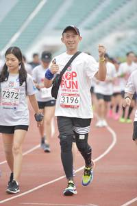 BIB: 2013, 7372, 3196
                            <button type="button" onclick="openModal(5940068)" class="btn btn-primary btn-sm float-right btn-popup" data-toggle="modal" data-target=".modal-high-quality">
                        <i class="fas fa-shopping-cart"></i> Add to Cart
                    </button>
                                            <button type="button" onclick="isThisMe(5940068, true)" class="btn btn-success btn-sm float-right btn-popup btn-isme hidden" data-toggle="tooltip" data-placement="bottom" title="นี่คือรูปของคุณใช่ไหม คลิกที่นี่เพื่อเอาเข้าอัลบั้ม">
                        <i class="fas fa-plus"></i> Add to album
                    </button>
                    <button type="button" onclick="isThisMe(5940068, false)" class="btn btn-warning btn-sm float-right btn-popup btn-isnotme hidden">
                        <i class="fas fa-ban"></i> Remove from album
                    </button>