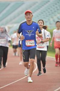 BIB: 1146, 5331
                            <button type="button" onclick="openModal(5950928)" class="btn btn-primary btn-sm float-right btn-popup" data-toggle="modal" data-target=".modal-high-quality">
                        <i class="fas fa-shopping-cart"></i> Add to Cart
                    </button>
                                            <button type="button" onclick="isThisMe(5950928, true)" class="btn btn-success btn-sm float-right btn-popup btn-isme hidden" data-toggle="tooltip" data-placement="bottom" title="นี่คือรูปของคุณใช่ไหม คลิกที่นี่เพื่อเอาเข้าอัลบั้ม">
                        <i class="fas fa-plus"></i> Add to album
                    </button>
                    <button type="button" onclick="isThisMe(5950928, false)" class="btn btn-warning btn-sm float-right btn-popup btn-isnotme hidden">
                        <i class="fas fa-ban"></i> Remove from album
                    </button>