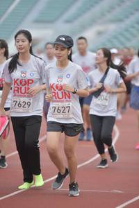 BIB: 2019, 7629, 7627
                            <button type="button" onclick="openModal(5933068)" class="btn btn-primary btn-sm float-right btn-popup" data-toggle="modal" data-target=".modal-high-quality">
                        <i class="fas fa-shopping-cart"></i> Add to Cart
                    </button>
                                            <button type="button" onclick="isThisMe(5933068, true)" class="btn btn-success btn-sm float-right btn-popup btn-isme hidden" data-toggle="tooltip" data-placement="bottom" title="นี่คือรูปของคุณใช่ไหม คลิกที่นี่เพื่อเอาเข้าอัลบั้ม">
                        <i class="fas fa-plus"></i> Add to album
                    </button>
                    <button type="button" onclick="isThisMe(5933068, false)" class="btn btn-warning btn-sm float-right btn-popup btn-isnotme hidden">
                        <i class="fas fa-ban"></i> Remove from album
                    </button>