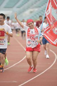 BIB: 660
                            <button type="button" onclick="openModal(5949597)" class="btn btn-primary btn-sm float-right btn-popup" data-toggle="modal" data-target=".modal-high-quality">
                        <i class="fas fa-shopping-cart"></i> Add to Cart
                    </button>
                                            <button type="button" onclick="isThisMe(5949597, true)" class="btn btn-success btn-sm float-right btn-popup btn-isme hidden" data-toggle="tooltip" data-placement="bottom" title="นี่คือรูปของคุณใช่ไหม คลิกที่นี่เพื่อเอาเข้าอัลบั้ม">
                        <i class="fas fa-plus"></i> Add to album
                    </button>
                    <button type="button" onclick="isThisMe(5949597, false)" class="btn btn-warning btn-sm float-right btn-popup btn-isnotme hidden">
                        <i class="fas fa-ban"></i> Remove from album
                    </button>