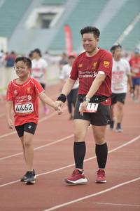 BIB: 4462
                            <button type="button" onclick="openModal(5957481)" class="btn btn-primary btn-sm float-right btn-popup" data-toggle="modal" data-target=".modal-high-quality">
                        <i class="fas fa-shopping-cart"></i> Add to Cart
                    </button>
                                            <button type="button" onclick="isThisMe(5957481, true)" class="btn btn-success btn-sm float-right btn-popup btn-isme hidden" data-toggle="tooltip" data-placement="bottom" title="นี่คือรูปของคุณใช่ไหม คลิกที่นี่เพื่อเอาเข้าอัลบั้ม">
                        <i class="fas fa-plus"></i> Add to album
                    </button>
                    <button type="button" onclick="isThisMe(5957481, false)" class="btn btn-warning btn-sm float-right btn-popup btn-isnotme hidden">
                        <i class="fas fa-ban"></i> Remove from album
                    </button>