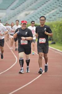 BIB: 1541, 3352
                            <button type="button" onclick="openModal(5958545)" class="btn btn-primary btn-sm float-right btn-popup" data-toggle="modal" data-target=".modal-high-quality">
                        <i class="fas fa-shopping-cart"></i> Add to Cart
                    </button>
                                            <button type="button" onclick="isThisMe(5958545, true)" class="btn btn-success btn-sm float-right btn-popup btn-isme hidden" data-toggle="tooltip" data-placement="bottom" title="นี่คือรูปของคุณใช่ไหม คลิกที่นี่เพื่อเอาเข้าอัลบั้ม">
                        <i class="fas fa-plus"></i> Add to album
                    </button>
                    <button type="button" onclick="isThisMe(5958545, false)" class="btn btn-warning btn-sm float-right btn-popup btn-isnotme hidden">
                        <i class="fas fa-ban"></i> Remove from album
                    </button>