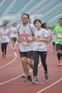 BIB: 177, 7689, 7738
                            <button type="button" onclick="openModal(5932242)" class="btn btn-primary btn-sm float-right btn-popup" data-toggle="modal" data-target=".modal-high-quality">
                        <i class="fas fa-shopping-cart"></i> Add to Cart
                    </button>
                                            <button type="button" onclick="isThisMe(5932242, true)" class="btn btn-success btn-sm float-right btn-popup btn-isme hidden" data-toggle="tooltip" data-placement="bottom" title="นี่คือรูปของคุณใช่ไหม คลิกที่นี่เพื่อเอาเข้าอัลบั้ม">
                        <i class="fas fa-plus"></i> Add to album
                    </button>
                    <button type="button" onclick="isThisMe(5932242, false)" class="btn btn-warning btn-sm float-right btn-popup btn-isnotme hidden">
                        <i class="fas fa-ban"></i> Remove from album
                    </button>