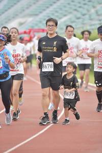 BIB: 8678, 8679
                            <button type="button" onclick="openModal(5948393)" class="btn btn-primary btn-sm float-right btn-popup" data-toggle="modal" data-target=".modal-high-quality">
                        <i class="fas fa-shopping-cart"></i> Add to Cart
                    </button>
                                            <button type="button" onclick="isThisMe(5948393, true)" class="btn btn-success btn-sm float-right btn-popup btn-isme hidden" data-toggle="tooltip" data-placement="bottom" title="นี่คือรูปของคุณใช่ไหม คลิกที่นี่เพื่อเอาเข้าอัลบั้ม">
                        <i class="fas fa-plus"></i> Add to album
                    </button>
                    <button type="button" onclick="isThisMe(5948393, false)" class="btn btn-warning btn-sm float-right btn-popup btn-isnotme hidden">
                        <i class="fas fa-ban"></i> Remove from album
                    </button>