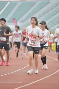 BIB: 1949, 1188, 2123
                            <button type="button" onclick="openModal(5950800)" class="btn btn-primary btn-sm float-right btn-popup" data-toggle="modal" data-target=".modal-high-quality">
                        <i class="fas fa-shopping-cart"></i> Add to Cart
                    </button>
                                            <button type="button" onclick="isThisMe(5950800, true)" class="btn btn-success btn-sm float-right btn-popup btn-isme hidden" data-toggle="tooltip" data-placement="bottom" title="นี่คือรูปของคุณใช่ไหม คลิกที่นี่เพื่อเอาเข้าอัลบั้ม">
                        <i class="fas fa-plus"></i> Add to album
                    </button>
                    <button type="button" onclick="isThisMe(5950800, false)" class="btn btn-warning btn-sm float-right btn-popup btn-isnotme hidden">
                        <i class="fas fa-ban"></i> Remove from album
                    </button>