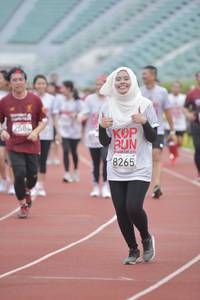 BIB: 2584, 8265
                            <button type="button" onclick="openModal(5934334)" class="btn btn-primary btn-sm float-right btn-popup" data-toggle="modal" data-target=".modal-high-quality">
                        <i class="fas fa-shopping-cart"></i> Add to Cart
                    </button>
                                            <button type="button" onclick="isThisMe(5934334, true)" class="btn btn-success btn-sm float-right btn-popup btn-isme hidden" data-toggle="tooltip" data-placement="bottom" title="นี่คือรูปของคุณใช่ไหม คลิกที่นี่เพื่อเอาเข้าอัลบั้ม">
                        <i class="fas fa-plus"></i> Add to album
                    </button>
                    <button type="button" onclick="isThisMe(5934334, false)" class="btn btn-warning btn-sm float-right btn-popup btn-isnotme hidden">
                        <i class="fas fa-ban"></i> Remove from album
                    </button>