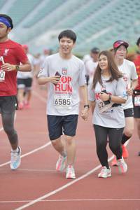 BIB: 6585
                            <button type="button" onclick="openModal(5935079)" class="btn btn-primary btn-sm float-right btn-popup" data-toggle="modal" data-target=".modal-high-quality">
                        <i class="fas fa-shopping-cart"></i> Add to Cart
                    </button>
                                            <button type="button" onclick="isThisMe(5935079, true)" class="btn btn-success btn-sm float-right btn-popup btn-isme hidden" data-toggle="tooltip" data-placement="bottom" title="นี่คือรูปของคุณใช่ไหม คลิกที่นี่เพื่อเอาเข้าอัลบั้ม">
                        <i class="fas fa-plus"></i> Add to album
                    </button>
                    <button type="button" onclick="isThisMe(5935079, false)" class="btn btn-warning btn-sm float-right btn-popup btn-isnotme hidden">
                        <i class="fas fa-ban"></i> Remove from album
                    </button>