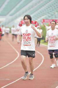 BIB: 5534, 1998
                            <button type="button" onclick="openModal(5948468)" class="btn btn-primary btn-sm float-right btn-popup" data-toggle="modal" data-target=".modal-high-quality">
                        <i class="fas fa-shopping-cart"></i> Add to Cart
                    </button>
                                            <button type="button" onclick="isThisMe(5948468, true)" class="btn btn-success btn-sm float-right btn-popup btn-isme hidden" data-toggle="tooltip" data-placement="bottom" title="นี่คือรูปของคุณใช่ไหม คลิกที่นี่เพื่อเอาเข้าอัลบั้ม">
                        <i class="fas fa-plus"></i> Add to album
                    </button>
                    <button type="button" onclick="isThisMe(5948468, false)" class="btn btn-warning btn-sm float-right btn-popup btn-isnotme hidden">
                        <i class="fas fa-ban"></i> Remove from album
                    </button>