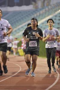 BIB: 6950, 6209
                            <button type="button" onclick="openModal(5919042)" class="btn btn-primary btn-sm float-right btn-popup" data-toggle="modal" data-target=".modal-high-quality">
                        <i class="fas fa-shopping-cart"></i> Add to Cart
                    </button>
                                            <button type="button" onclick="isThisMe(5919042, true)" class="btn btn-success btn-sm float-right btn-popup btn-isme hidden" data-toggle="tooltip" data-placement="bottom" title="นี่คือรูปของคุณใช่ไหม คลิกที่นี่เพื่อเอาเข้าอัลบั้ม">
                        <i class="fas fa-plus"></i> Add to album
                    </button>
                    <button type="button" onclick="isThisMe(5919042, false)" class="btn btn-warning btn-sm float-right btn-popup btn-isnotme hidden">
                        <i class="fas fa-ban"></i> Remove from album
                    </button>