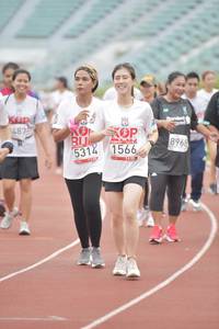 BIB: 487, 1566, 5314, 8968
                            <button type="button" onclick="openModal(5947979)" class="btn btn-primary btn-sm float-right btn-popup" data-toggle="modal" data-target=".modal-high-quality">
                        <i class="fas fa-shopping-cart"></i> Add to Cart
                    </button>
                                            <button type="button" onclick="isThisMe(5947979, true)" class="btn btn-success btn-sm float-right btn-popup btn-isme hidden" data-toggle="tooltip" data-placement="bottom" title="นี่คือรูปของคุณใช่ไหม คลิกที่นี่เพื่อเอาเข้าอัลบั้ม">
                        <i class="fas fa-plus"></i> Add to album
                    </button>
                    <button type="button" onclick="isThisMe(5947979, false)" class="btn btn-warning btn-sm float-right btn-popup btn-isnotme hidden">
                        <i class="fas fa-ban"></i> Remove from album
                    </button>