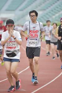 BIB: 2018, 6252, 3534
                            <button type="button" onclick="openModal(5936575)" class="btn btn-primary btn-sm float-right btn-popup" data-toggle="modal" data-target=".modal-high-quality">
                        <i class="fas fa-shopping-cart"></i> Add to Cart
                    </button>
                                            <button type="button" onclick="isThisMe(5936575, true)" class="btn btn-success btn-sm float-right btn-popup btn-isme hidden" data-toggle="tooltip" data-placement="bottom" title="นี่คือรูปของคุณใช่ไหม คลิกที่นี่เพื่อเอาเข้าอัลบั้ม">
                        <i class="fas fa-plus"></i> Add to album
                    </button>
                    <button type="button" onclick="isThisMe(5936575, false)" class="btn btn-warning btn-sm float-right btn-popup btn-isnotme hidden">
                        <i class="fas fa-ban"></i> Remove from album
                    </button>