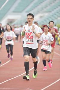 BIB: 3885, 886, 
                            <button type="button" onclick="openModal(5940217)" class="btn btn-primary btn-sm float-right btn-popup" data-toggle="modal" data-target=".modal-high-quality">
                        <i class="fas fa-shopping-cart"></i> Add to Cart
                    </button>
                                            <button type="button" onclick="isThisMe(5940217, true)" class="btn btn-success btn-sm float-right btn-popup btn-isme hidden" data-toggle="tooltip" data-placement="bottom" title="นี่คือรูปของคุณใช่ไหม คลิกที่นี่เพื่อเอาเข้าอัลบั้ม">
                        <i class="fas fa-plus"></i> Add to album
                    </button>
                    <button type="button" onclick="isThisMe(5940217, false)" class="btn btn-warning btn-sm float-right btn-popup btn-isnotme hidden">
                        <i class="fas fa-ban"></i> Remove from album
                    </button>