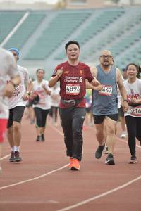 BIB: 447, 4896, 214
                            <button type="button" onclick="openModal(5951979)" class="btn btn-primary btn-sm float-right btn-popup" data-toggle="modal" data-target=".modal-high-quality">
                        <i class="fas fa-shopping-cart"></i> Add to Cart
                    </button>
                                            <button type="button" onclick="isThisMe(5951979, true)" class="btn btn-success btn-sm float-right btn-popup btn-isme hidden" data-toggle="tooltip" data-placement="bottom" title="นี่คือรูปของคุณใช่ไหม คลิกที่นี่เพื่อเอาเข้าอัลบั้ม">
                        <i class="fas fa-plus"></i> Add to album
                    </button>
                    <button type="button" onclick="isThisMe(5951979, false)" class="btn btn-warning btn-sm float-right btn-popup btn-isnotme hidden">
                        <i class="fas fa-ban"></i> Remove from album
                    </button>