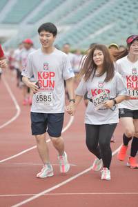 BIB: 119, 201, 6232, 6585
                            <button type="button" onclick="openModal(5935085)" class="btn btn-primary btn-sm float-right btn-popup" data-toggle="modal" data-target=".modal-high-quality">
                        <i class="fas fa-shopping-cart"></i> Add to Cart
                    </button>
                                            <button type="button" onclick="isThisMe(5935085, true)" class="btn btn-success btn-sm float-right btn-popup btn-isme hidden" data-toggle="tooltip" data-placement="bottom" title="นี่คือรูปของคุณใช่ไหม คลิกที่นี่เพื่อเอาเข้าอัลบั้ม">
                        <i class="fas fa-plus"></i> Add to album
                    </button>
                    <button type="button" onclick="isThisMe(5935085, false)" class="btn btn-warning btn-sm float-right btn-popup btn-isnotme hidden">
                        <i class="fas fa-ban"></i> Remove from album
                    </button>