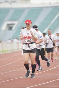 BIB: 2105
                            <button type="button" onclick="openModal(5951423)" class="btn btn-primary btn-sm float-right btn-popup" data-toggle="modal" data-target=".modal-high-quality">
                        <i class="fas fa-shopping-cart"></i> Add to Cart
                    </button>
                                            <button type="button" onclick="isThisMe(5951423, true)" class="btn btn-success btn-sm float-right btn-popup btn-isme hidden" data-toggle="tooltip" data-placement="bottom" title="นี่คือรูปของคุณใช่ไหม คลิกที่นี่เพื่อเอาเข้าอัลบั้ม">
                        <i class="fas fa-plus"></i> Add to album
                    </button>
                    <button type="button" onclick="isThisMe(5951423, false)" class="btn btn-warning btn-sm float-right btn-popup btn-isnotme hidden">
                        <i class="fas fa-ban"></i> Remove from album
                    </button>