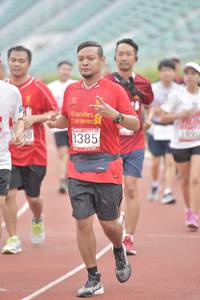 BIB: 3385
                            <button type="button" onclick="openModal(5945992)" class="btn btn-primary btn-sm float-right btn-popup" data-toggle="modal" data-target=".modal-high-quality">
                        <i class="fas fa-shopping-cart"></i> Add to Cart
                    </button>
                                            <button type="button" onclick="isThisMe(5945992, true)" class="btn btn-success btn-sm float-right btn-popup btn-isme hidden" data-toggle="tooltip" data-placement="bottom" title="นี่คือรูปของคุณใช่ไหม คลิกที่นี่เพื่อเอาเข้าอัลบั้ม">
                        <i class="fas fa-plus"></i> Add to album
                    </button>
                    <button type="button" onclick="isThisMe(5945992, false)" class="btn btn-warning btn-sm float-right btn-popup btn-isnotme hidden">
                        <i class="fas fa-ban"></i> Remove from album
                    </button>