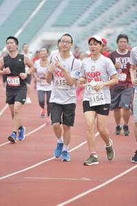 BIB: 615, 804, 4816, 6154
                            <button type="button" onclick="openModal(5936182)" class="btn btn-primary btn-sm float-right btn-popup" data-toggle="modal" data-target=".modal-high-quality">
                        <i class="fas fa-shopping-cart"></i> Add to Cart
                    </button>
                                            <button type="button" onclick="isThisMe(5936182, true)" class="btn btn-success btn-sm float-right btn-popup btn-isme hidden" data-toggle="tooltip" data-placement="bottom" title="นี่คือรูปของคุณใช่ไหม คลิกที่นี่เพื่อเอาเข้าอัลบั้ม">
                        <i class="fas fa-plus"></i> Add to album
                    </button>
                    <button type="button" onclick="isThisMe(5936182, false)" class="btn btn-warning btn-sm float-right btn-popup btn-isnotme hidden">
                        <i class="fas fa-ban"></i> Remove from album
                    </button>