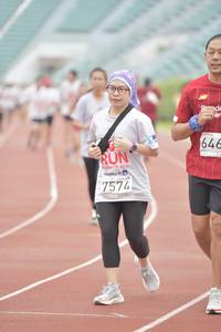 BIB: 646, 2019, 7574
                            <button type="button" onclick="openModal(5941592)" class="btn btn-primary btn-sm float-right btn-popup" data-toggle="modal" data-target=".modal-high-quality">
                        <i class="fas fa-shopping-cart"></i> Add to Cart
                    </button>
                                            <button type="button" onclick="isThisMe(5941592, true)" class="btn btn-success btn-sm float-right btn-popup btn-isme hidden" data-toggle="tooltip" data-placement="bottom" title="นี่คือรูปของคุณใช่ไหม คลิกที่นี่เพื่อเอาเข้าอัลบั้ม">
                        <i class="fas fa-plus"></i> Add to album
                    </button>
                    <button type="button" onclick="isThisMe(5941592, false)" class="btn btn-warning btn-sm float-right btn-popup btn-isnotme hidden">
                        <i class="fas fa-ban"></i> Remove from album
                    </button>