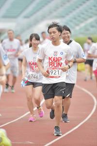 BIB: 921, 6746
                            <button type="button" onclick="openModal(5940529)" class="btn btn-primary btn-sm float-right btn-popup" data-toggle="modal" data-target=".modal-high-quality">
                        <i class="fas fa-shopping-cart"></i> Add to Cart
                    </button>
                                            <button type="button" onclick="isThisMe(5940529, true)" class="btn btn-success btn-sm float-right btn-popup btn-isme hidden" data-toggle="tooltip" data-placement="bottom" title="นี่คือรูปของคุณใช่ไหม คลิกที่นี่เพื่อเอาเข้าอัลบั้ม">
                        <i class="fas fa-plus"></i> Add to album
                    </button>
                    <button type="button" onclick="isThisMe(5940529, false)" class="btn btn-warning btn-sm float-right btn-popup btn-isnotme hidden">
                        <i class="fas fa-ban"></i> Remove from album
                    </button>