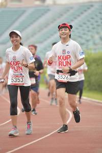 BIB: 2010, 5526, 5353
                            <button type="button" onclick="openModal(5950299)" class="btn btn-primary btn-sm float-right btn-popup" data-toggle="modal" data-target=".modal-high-quality">
                        <i class="fas fa-shopping-cart"></i> Add to Cart
                    </button>
                                            <button type="button" onclick="isThisMe(5950299, true)" class="btn btn-success btn-sm float-right btn-popup btn-isme hidden" data-toggle="tooltip" data-placement="bottom" title="นี่คือรูปของคุณใช่ไหม คลิกที่นี่เพื่อเอาเข้าอัลบั้ม">
                        <i class="fas fa-plus"></i> Add to album
                    </button>
                    <button type="button" onclick="isThisMe(5950299, false)" class="btn btn-warning btn-sm float-right btn-popup btn-isnotme hidden">
                        <i class="fas fa-ban"></i> Remove from album
                    </button>