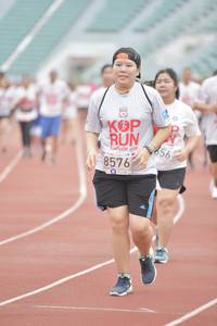 BIB: 219, 8576
                            <button type="button" onclick="openModal(5940780)" class="btn btn-primary btn-sm float-right btn-popup" data-toggle="modal" data-target=".modal-high-quality">
                        <i class="fas fa-shopping-cart"></i> Add to Cart
                    </button>
                                            <button type="button" onclick="isThisMe(5940780, true)" class="btn btn-success btn-sm float-right btn-popup btn-isme hidden" data-toggle="tooltip" data-placement="bottom" title="นี่คือรูปของคุณใช่ไหม คลิกที่นี่เพื่อเอาเข้าอัลบั้ม">
                        <i class="fas fa-plus"></i> Add to album
                    </button>
                    <button type="button" onclick="isThisMe(5940780, false)" class="btn btn-warning btn-sm float-right btn-popup btn-isnotme hidden">
                        <i class="fas fa-ban"></i> Remove from album
                    </button>