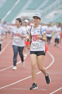 BIB: 7625
                            <button type="button" onclick="openModal(5935855)" class="btn btn-primary btn-sm float-right btn-popup" data-toggle="modal" data-target=".modal-high-quality">
                        <i class="fas fa-shopping-cart"></i> Add to Cart
                    </button>
                                            <button type="button" onclick="isThisMe(5935855, true)" class="btn btn-success btn-sm float-right btn-popup btn-isme hidden" data-toggle="tooltip" data-placement="bottom" title="นี่คือรูปของคุณใช่ไหม คลิกที่นี่เพื่อเอาเข้าอัลบั้ม">
                        <i class="fas fa-plus"></i> Add to album
                    </button>
                    <button type="button" onclick="isThisMe(5935855, false)" class="btn btn-warning btn-sm float-right btn-popup btn-isnotme hidden">
                        <i class="fas fa-ban"></i> Remove from album
                    </button>