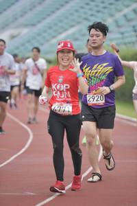 BIB: 2920, 4771
                            <button type="button" onclick="openModal(5933348)" class="btn btn-primary btn-sm float-right btn-popup" data-toggle="modal" data-target=".modal-high-quality">
                        <i class="fas fa-shopping-cart"></i> Add to Cart
                    </button>
                                            <button type="button" onclick="isThisMe(5933348, true)" class="btn btn-success btn-sm float-right btn-popup btn-isme hidden" data-toggle="tooltip" data-placement="bottom" title="นี่คือรูปของคุณใช่ไหม คลิกที่นี่เพื่อเอาเข้าอัลบั้ม">
                        <i class="fas fa-plus"></i> Add to album
                    </button>
                    <button type="button" onclick="isThisMe(5933348, false)" class="btn btn-warning btn-sm float-right btn-popup btn-isnotme hidden">
                        <i class="fas fa-ban"></i> Remove from album
                    </button>