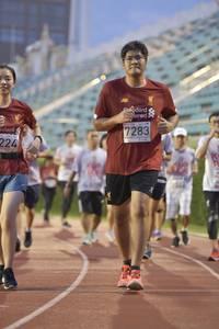 BIB: 7283, 224
                            <button type="button" onclick="openModal(5920563)" class="btn btn-primary btn-sm float-right btn-popup" data-toggle="modal" data-target=".modal-high-quality">
                        <i class="fas fa-shopping-cart"></i> Add to Cart
                    </button>
                                            <button type="button" onclick="isThisMe(5920563, true)" class="btn btn-success btn-sm float-right btn-popup btn-isme hidden" data-toggle="tooltip" data-placement="bottom" title="นี่คือรูปของคุณใช่ไหม คลิกที่นี่เพื่อเอาเข้าอัลบั้ม">
                        <i class="fas fa-plus"></i> Add to album
                    </button>
                    <button type="button" onclick="isThisMe(5920563, false)" class="btn btn-warning btn-sm float-right btn-popup btn-isnotme hidden">
                        <i class="fas fa-ban"></i> Remove from album
                    </button>