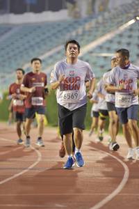 BIB: 6569, 802
                            <button type="button" onclick="openModal(5917608)" class="btn btn-primary btn-sm float-right btn-popup" data-toggle="modal" data-target=".modal-high-quality">
                        <i class="fas fa-shopping-cart"></i> Add to Cart
                    </button>
                                            <button type="button" onclick="isThisMe(5917608, true)" class="btn btn-success btn-sm float-right btn-popup btn-isme hidden" data-toggle="tooltip" data-placement="bottom" title="นี่คือรูปของคุณใช่ไหม คลิกที่นี่เพื่อเอาเข้าอัลบั้ม">
                        <i class="fas fa-plus"></i> Add to album
                    </button>
                    <button type="button" onclick="isThisMe(5917608, false)" class="btn btn-warning btn-sm float-right btn-popup btn-isnotme hidden">
                        <i class="fas fa-ban"></i> Remove from album
                    </button>