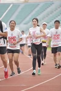 BIB: 2866, 2801, 5520
                            <button type="button" onclick="openModal(5951037)" class="btn btn-primary btn-sm float-right btn-popup" data-toggle="modal" data-target=".modal-high-quality">
                        <i class="fas fa-shopping-cart"></i> Add to Cart
                    </button>
                                            <button type="button" onclick="isThisMe(5951037, true)" class="btn btn-success btn-sm float-right btn-popup btn-isme hidden" data-toggle="tooltip" data-placement="bottom" title="นี่คือรูปของคุณใช่ไหม คลิกที่นี่เพื่อเอาเข้าอัลบั้ม">
                        <i class="fas fa-plus"></i> Add to album
                    </button>
                    <button type="button" onclick="isThisMe(5951037, false)" class="btn btn-warning btn-sm float-right btn-popup btn-isnotme hidden">
                        <i class="fas fa-ban"></i> Remove from album
                    </button>