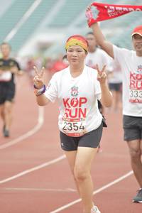 BIB: 333, 2354
                            <button type="button" onclick="openModal(5948604)" class="btn btn-primary btn-sm float-right btn-popup" data-toggle="modal" data-target=".modal-high-quality">
                        <i class="fas fa-shopping-cart"></i> Add to Cart
                    </button>
                                            <button type="button" onclick="isThisMe(5948604, true)" class="btn btn-success btn-sm float-right btn-popup btn-isme hidden" data-toggle="tooltip" data-placement="bottom" title="นี่คือรูปของคุณใช่ไหม คลิกที่นี่เพื่อเอาเข้าอัลบั้ม">
                        <i class="fas fa-plus"></i> Add to album
                    </button>
                    <button type="button" onclick="isThisMe(5948604, false)" class="btn btn-warning btn-sm float-right btn-popup btn-isnotme hidden">
                        <i class="fas fa-ban"></i> Remove from album
                    </button>