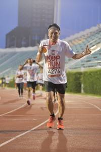 BIB: 4276
                            <button type="button" onclick="openModal(5917316)" class="btn btn-primary btn-sm float-right btn-popup" data-toggle="modal" data-target=".modal-high-quality">
                        <i class="fas fa-shopping-cart"></i> Add to Cart
                    </button>
                                            <button type="button" onclick="isThisMe(5917316, true)" class="btn btn-success btn-sm float-right btn-popup btn-isme hidden" data-toggle="tooltip" data-placement="bottom" title="นี่คือรูปของคุณใช่ไหม คลิกที่นี่เพื่อเอาเข้าอัลบั้ม">
                        <i class="fas fa-plus"></i> Add to album
                    </button>
                    <button type="button" onclick="isThisMe(5917316, false)" class="btn btn-warning btn-sm float-right btn-popup btn-isnotme hidden">
                        <i class="fas fa-ban"></i> Remove from album
                    </button>