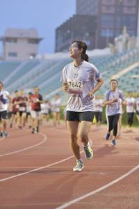 BIB: 7642
                            <button type="button" onclick="openModal(5921308)" class="btn btn-primary btn-sm float-right btn-popup" data-toggle="modal" data-target=".modal-high-quality">
                        <i class="fas fa-shopping-cart"></i> Add to Cart
                    </button>
                                            <button type="button" onclick="isThisMe(5921308, true)" class="btn btn-success btn-sm float-right btn-popup btn-isme hidden" data-toggle="tooltip" data-placement="bottom" title="นี่คือรูปของคุณใช่ไหม คลิกที่นี่เพื่อเอาเข้าอัลบั้ม">
                        <i class="fas fa-plus"></i> Add to album
                    </button>
                    <button type="button" onclick="isThisMe(5921308, false)" class="btn btn-warning btn-sm float-right btn-popup btn-isnotme hidden">
                        <i class="fas fa-ban"></i> Remove from album
                    </button>