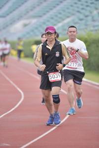 BIB: 4217, 5039
                            <button type="button" onclick="openModal(5936581)" class="btn btn-primary btn-sm float-right btn-popup" data-toggle="modal" data-target=".modal-high-quality">
                        <i class="fas fa-shopping-cart"></i> Add to Cart
                    </button>
                                            <button type="button" onclick="isThisMe(5936581, true)" class="btn btn-success btn-sm float-right btn-popup btn-isme hidden" data-toggle="tooltip" data-placement="bottom" title="นี่คือรูปของคุณใช่ไหม คลิกที่นี่เพื่อเอาเข้าอัลบั้ม">
                        <i class="fas fa-plus"></i> Add to album
                    </button>
                    <button type="button" onclick="isThisMe(5936581, false)" class="btn btn-warning btn-sm float-right btn-popup btn-isnotme hidden">
                        <i class="fas fa-ban"></i> Remove from album
                    </button>