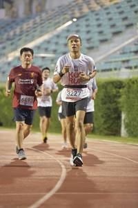 BIB: 3227, 6493, 
                            <button type="button" onclick="openModal(5917649)" class="btn btn-primary btn-sm float-right btn-popup" data-toggle="modal" data-target=".modal-high-quality">
                        <i class="fas fa-shopping-cart"></i> Add to Cart
                    </button>
                                            <button type="button" onclick="isThisMe(5917649, true)" class="btn btn-success btn-sm float-right btn-popup btn-isme hidden" data-toggle="tooltip" data-placement="bottom" title="นี่คือรูปของคุณใช่ไหม คลิกที่นี่เพื่อเอาเข้าอัลบั้ม">
                        <i class="fas fa-plus"></i> Add to album
                    </button>
                    <button type="button" onclick="isThisMe(5917649, false)" class="btn btn-warning btn-sm float-right btn-popup btn-isnotme hidden">
                        <i class="fas fa-ban"></i> Remove from album
                    </button>