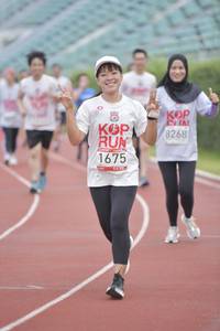 BIB: 1675, 8268
                            <button type="button" onclick="openModal(5934173)" class="btn btn-primary btn-sm float-right btn-popup" data-toggle="modal" data-target=".modal-high-quality">
                        <i class="fas fa-shopping-cart"></i> Add to Cart
                    </button>
                                            <button type="button" onclick="isThisMe(5934173, true)" class="btn btn-success btn-sm float-right btn-popup btn-isme hidden" data-toggle="tooltip" data-placement="bottom" title="นี่คือรูปของคุณใช่ไหม คลิกที่นี่เพื่อเอาเข้าอัลบั้ม">
                        <i class="fas fa-plus"></i> Add to album
                    </button>
                    <button type="button" onclick="isThisMe(5934173, false)" class="btn btn-warning btn-sm float-right btn-popup btn-isnotme hidden">
                        <i class="fas fa-ban"></i> Remove from album
                    </button>