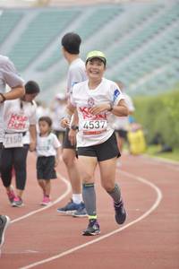 BIB: 4537, 7158
                            <button type="button" onclick="openModal(5950035)" class="btn btn-primary btn-sm float-right btn-popup" data-toggle="modal" data-target=".modal-high-quality">
                        <i class="fas fa-shopping-cart"></i> Add to Cart
                    </button>
                                            <button type="button" onclick="isThisMe(5950035, true)" class="btn btn-success btn-sm float-right btn-popup btn-isme hidden" data-toggle="tooltip" data-placement="bottom" title="นี่คือรูปของคุณใช่ไหม คลิกที่นี่เพื่อเอาเข้าอัลบั้ม">
                        <i class="fas fa-plus"></i> Add to album
                    </button>
                    <button type="button" onclick="isThisMe(5950035, false)" class="btn btn-warning btn-sm float-right btn-popup btn-isnotme hidden">
                        <i class="fas fa-ban"></i> Remove from album
                    </button>