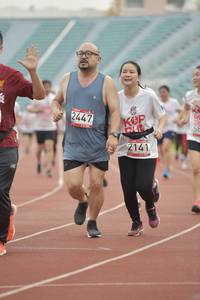 BIB: 2447, 2141
                            <button type="button" onclick="openModal(5952034)" class="btn btn-primary btn-sm float-right btn-popup" data-toggle="modal" data-target=".modal-high-quality">
                        <i class="fas fa-shopping-cart"></i> Add to Cart
                    </button>
                                            <button type="button" onclick="isThisMe(5952034, true)" class="btn btn-success btn-sm float-right btn-popup btn-isme hidden" data-toggle="tooltip" data-placement="bottom" title="นี่คือรูปของคุณใช่ไหม คลิกที่นี่เพื่อเอาเข้าอัลบั้ม">
                        <i class="fas fa-plus"></i> Add to album
                    </button>
                    <button type="button" onclick="isThisMe(5952034, false)" class="btn btn-warning btn-sm float-right btn-popup btn-isnotme hidden">
                        <i class="fas fa-ban"></i> Remove from album
                    </button>