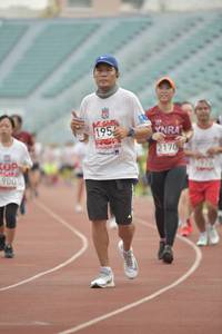 BIB: 195, 2170, 010, 41976, 900
                            <button type="button" onclick="openModal(5952095)" class="btn btn-primary btn-sm float-right btn-popup" data-toggle="modal" data-target=".modal-high-quality">
                        <i class="fas fa-shopping-cart"></i> Add to Cart
                    </button>
                                            <button type="button" onclick="isThisMe(5952095, true)" class="btn btn-success btn-sm float-right btn-popup btn-isme hidden" data-toggle="tooltip" data-placement="bottom" title="นี่คือรูปของคุณใช่ไหม คลิกที่นี่เพื่อเอาเข้าอัลบั้ม">
                        <i class="fas fa-plus"></i> Add to album
                    </button>
                    <button type="button" onclick="isThisMe(5952095, false)" class="btn btn-warning btn-sm float-right btn-popup btn-isnotme hidden">
                        <i class="fas fa-ban"></i> Remove from album
                    </button>