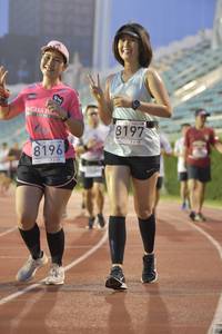 BIB: 8197, 8196
                            <button type="button" onclick="openModal(5918075)" class="btn btn-primary btn-sm float-right btn-popup" data-toggle="modal" data-target=".modal-high-quality">
                        <i class="fas fa-shopping-cart"></i> Add to Cart
                    </button>
                                            <button type="button" onclick="isThisMe(5918075, true)" class="btn btn-success btn-sm float-right btn-popup btn-isme hidden" data-toggle="tooltip" data-placement="bottom" title="นี่คือรูปของคุณใช่ไหม คลิกที่นี่เพื่อเอาเข้าอัลบั้ม">
                        <i class="fas fa-plus"></i> Add to album
                    </button>
                    <button type="button" onclick="isThisMe(5918075, false)" class="btn btn-warning btn-sm float-right btn-popup btn-isnotme hidden">
                        <i class="fas fa-ban"></i> Remove from album
                    </button>