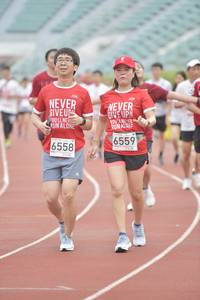 BIB: 6559, 6558
                            <button type="button" onclick="openModal(5939470)" class="btn btn-primary btn-sm float-right btn-popup" data-toggle="modal" data-target=".modal-high-quality">
                        <i class="fas fa-shopping-cart"></i> Add to Cart
                    </button>
                                            <button type="button" onclick="isThisMe(5939470, true)" class="btn btn-success btn-sm float-right btn-popup btn-isme hidden" data-toggle="tooltip" data-placement="bottom" title="นี่คือรูปของคุณใช่ไหม คลิกที่นี่เพื่อเอาเข้าอัลบั้ม">
                        <i class="fas fa-plus"></i> Add to album
                    </button>
                    <button type="button" onclick="isThisMe(5939470, false)" class="btn btn-warning btn-sm float-right btn-popup btn-isnotme hidden">
                        <i class="fas fa-ban"></i> Remove from album
                    </button>