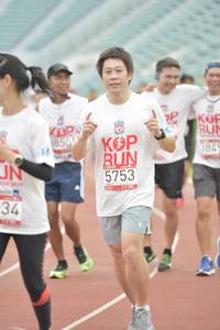 BIB: 850, 5753, 384
                            <button type="button" onclick="openModal(5949188)" class="btn btn-primary btn-sm float-right btn-popup" data-toggle="modal" data-target=".modal-high-quality">
                        <i class="fas fa-shopping-cart"></i> Add to Cart
                    </button>
                                            <button type="button" onclick="isThisMe(5949188, true)" class="btn btn-success btn-sm float-right btn-popup btn-isme hidden" data-toggle="tooltip" data-placement="bottom" title="นี่คือรูปของคุณใช่ไหม คลิกที่นี่เพื่อเอาเข้าอัลบั้ม">
                        <i class="fas fa-plus"></i> Add to album
                    </button>
                    <button type="button" onclick="isThisMe(5949188, false)" class="btn btn-warning btn-sm float-right btn-popup btn-isnotme hidden">
                        <i class="fas fa-ban"></i> Remove from album
                    </button>