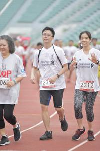 BIB: 062, 2312
                            <button type="button" onclick="openModal(5936043)" class="btn btn-primary btn-sm float-right btn-popup" data-toggle="modal" data-target=".modal-high-quality">
                        <i class="fas fa-shopping-cart"></i> Add to Cart
                    </button>
                                            <button type="button" onclick="isThisMe(5936043, true)" class="btn btn-success btn-sm float-right btn-popup btn-isme hidden" data-toggle="tooltip" data-placement="bottom" title="นี่คือรูปของคุณใช่ไหม คลิกที่นี่เพื่อเอาเข้าอัลบั้ม">
                        <i class="fas fa-plus"></i> Add to album
                    </button>
                    <button type="button" onclick="isThisMe(5936043, false)" class="btn btn-warning btn-sm float-right btn-popup btn-isnotme hidden">
                        <i class="fas fa-ban"></i> Remove from album
                    </button>