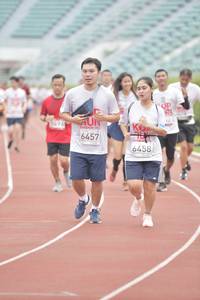 BIB: 3496, 6457, 6458
                            <button type="button" onclick="openModal(5942573)" class="btn btn-primary btn-sm float-right btn-popup" data-toggle="modal" data-target=".modal-high-quality">
                        <i class="fas fa-shopping-cart"></i> Add to Cart
                    </button>
                                            <button type="button" onclick="isThisMe(5942573, true)" class="btn btn-success btn-sm float-right btn-popup btn-isme hidden" data-toggle="tooltip" data-placement="bottom" title="นี่คือรูปของคุณใช่ไหม คลิกที่นี่เพื่อเอาเข้าอัลบั้ม">
                        <i class="fas fa-plus"></i> Add to album
                    </button>
                    <button type="button" onclick="isThisMe(5942573, false)" class="btn btn-warning btn-sm float-right btn-popup btn-isnotme hidden">
                        <i class="fas fa-ban"></i> Remove from album
                    </button>