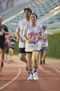 BIB: 7202
                            <button type="button" onclick="openModal(5920115)" class="btn btn-primary btn-sm float-right btn-popup" data-toggle="modal" data-target=".modal-high-quality">
                        <i class="fas fa-shopping-cart"></i> Add to Cart
                    </button>
                                            <button type="button" onclick="isThisMe(5920115, true)" class="btn btn-success btn-sm float-right btn-popup btn-isme hidden" data-toggle="tooltip" data-placement="bottom" title="นี่คือรูปของคุณใช่ไหม คลิกที่นี่เพื่อเอาเข้าอัลบั้ม">
                        <i class="fas fa-plus"></i> Add to album
                    </button>
                    <button type="button" onclick="isThisMe(5920115, false)" class="btn btn-warning btn-sm float-right btn-popup btn-isnotme hidden">
                        <i class="fas fa-ban"></i> Remove from album
                    </button>