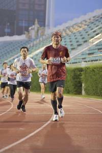 BIB: 5654, 1755
                            <button type="button" onclick="openModal(5919251)" class="btn btn-primary btn-sm float-right btn-popup" data-toggle="modal" data-target=".modal-high-quality">
                        <i class="fas fa-shopping-cart"></i> Add to Cart
                    </button>
                                            <button type="button" onclick="isThisMe(5919251, true)" class="btn btn-success btn-sm float-right btn-popup btn-isme hidden" data-toggle="tooltip" data-placement="bottom" title="นี่คือรูปของคุณใช่ไหม คลิกที่นี่เพื่อเอาเข้าอัลบั้ม">
                        <i class="fas fa-plus"></i> Add to album
                    </button>
                    <button type="button" onclick="isThisMe(5919251, false)" class="btn btn-warning btn-sm float-right btn-popup btn-isnotme hidden">
                        <i class="fas fa-ban"></i> Remove from album
                    </button>