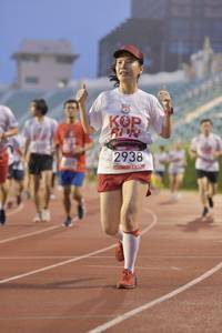 BIB: 2938
                            <button type="button" onclick="openModal(5919177)" class="btn btn-primary btn-sm float-right btn-popup" data-toggle="modal" data-target=".modal-high-quality">
                        <i class="fas fa-shopping-cart"></i> Add to Cart
                    </button>
                                            <button type="button" onclick="isThisMe(5919177, true)" class="btn btn-success btn-sm float-right btn-popup btn-isme hidden" data-toggle="tooltip" data-placement="bottom" title="นี่คือรูปของคุณใช่ไหม คลิกที่นี่เพื่อเอาเข้าอัลบั้ม">
                        <i class="fas fa-plus"></i> Add to album
                    </button>
                    <button type="button" onclick="isThisMe(5919177, false)" class="btn btn-warning btn-sm float-right btn-popup btn-isnotme hidden">
                        <i class="fas fa-ban"></i> Remove from album
                    </button>